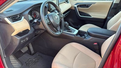 2019 Toyota RAV4 LE