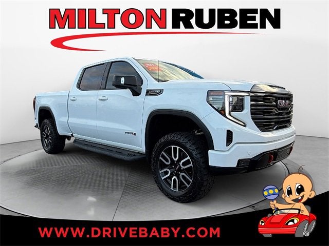 2023 GMC Sierra 1500 AT4