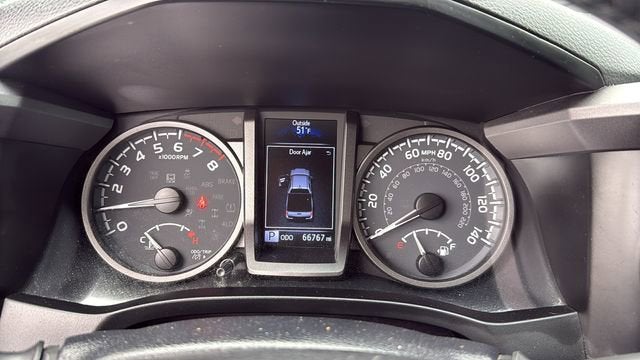 2022 Toyota Tacoma 4WD SR