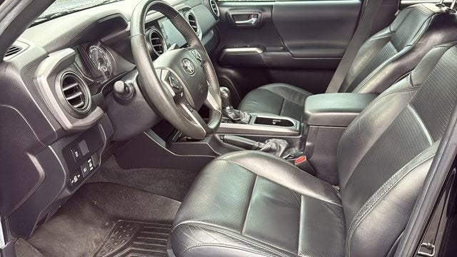 2022 Toyota Tacoma 4WD SR