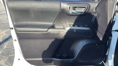 2021 Toyota Tacoma 4WD SR5