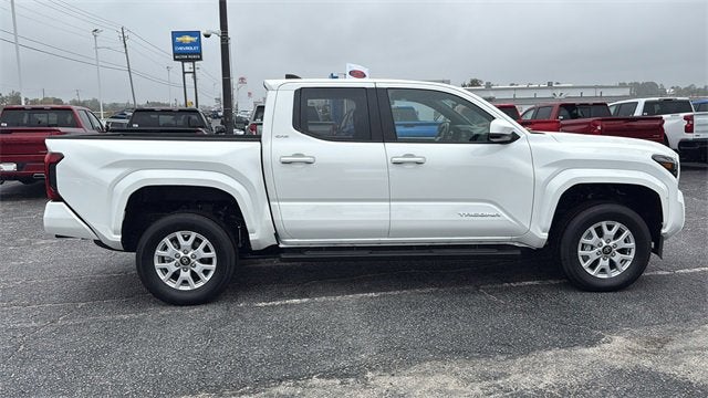 2025 Toyota Tacoma 2WD SR5