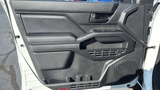 2025 Toyota Tacoma 2WD SR5