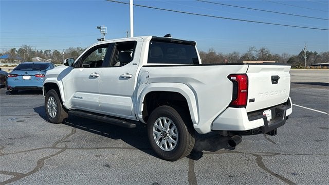 2025 Toyota Tacoma 2WD SR5