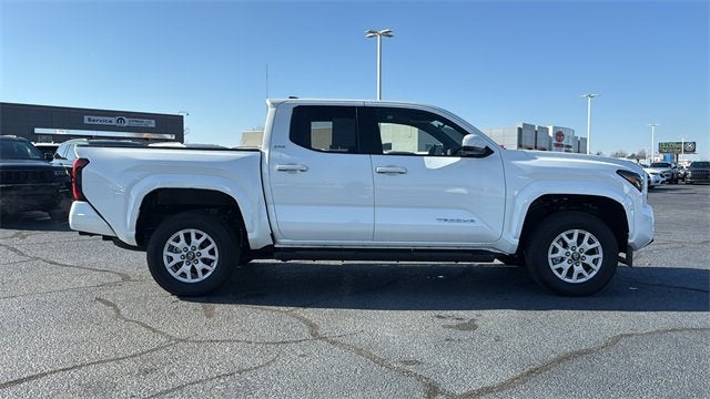 2025 Toyota Tacoma 2WD SR5