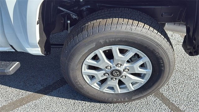 2025 Toyota Tacoma 2WD SR5