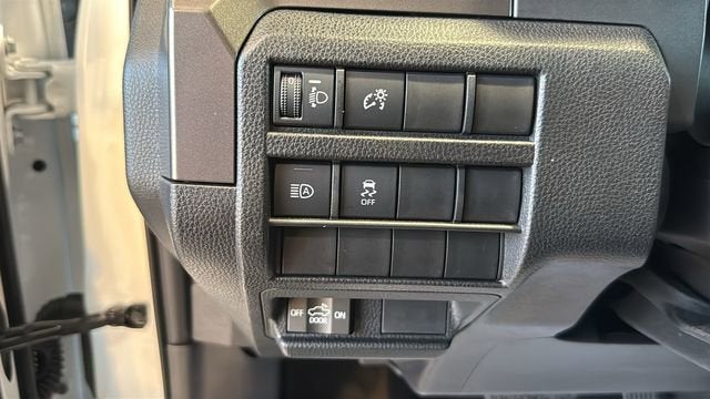 2025 Toyota Tacoma 4WD SR