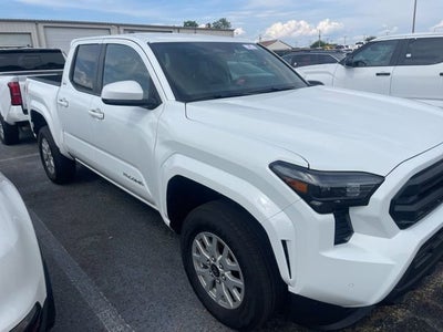 2025 Toyota Tacoma 4WD SR