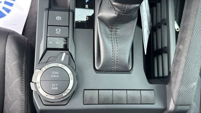 2025 Toyota Tacoma 4WD SR