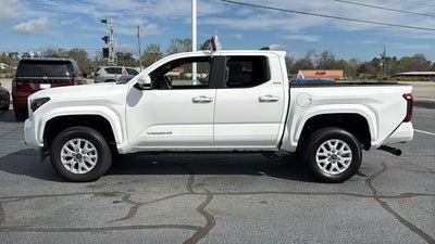 2025 Toyota Tacoma 4WD SR