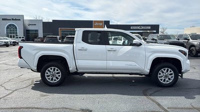 2025 Toyota Tacoma 4WD SR