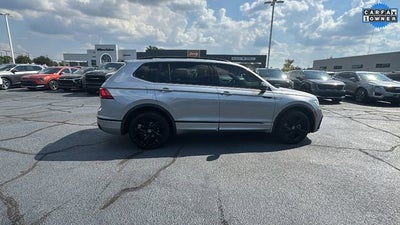 2023 Volkswagen Tiguan SE R-Line Black