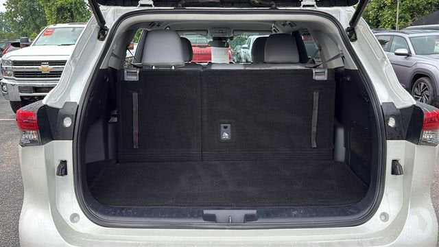 2021 Toyota Highlander Hybrid LE