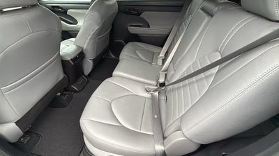2021 Toyota Highlander Hybrid LE