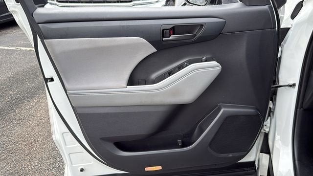 2021 Toyota Highlander Hybrid LE
