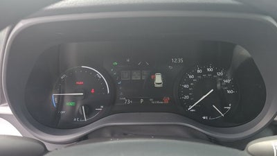 2025 Toyota Sienna LE