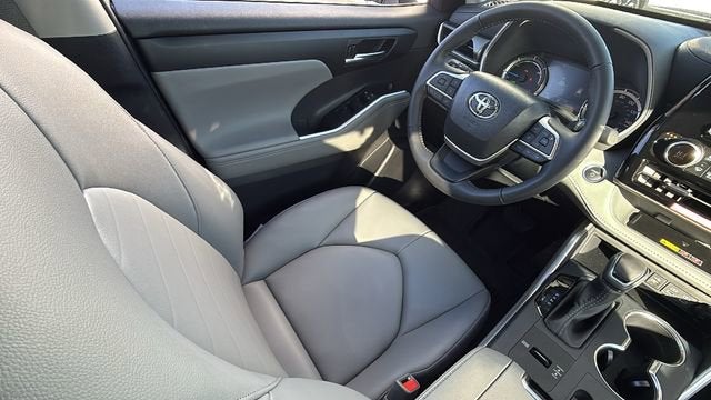 2026 Toyota Highlander Hybrid XLE