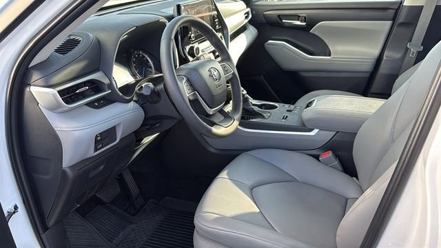 2026 Toyota Highlander Hybrid XLE