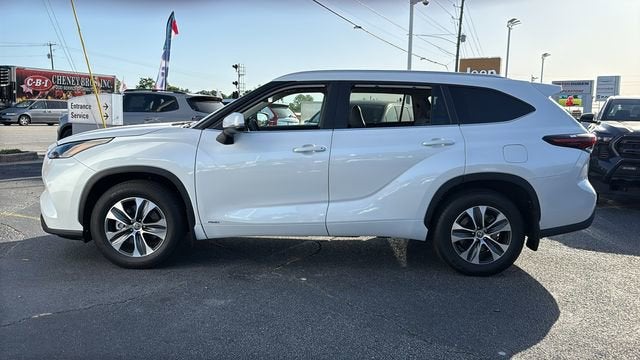 2026 Toyota Highlander Hybrid XLE