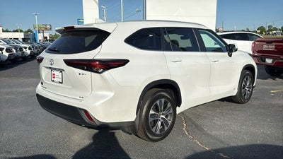 2026 Toyota Highlander Hybrid XLE