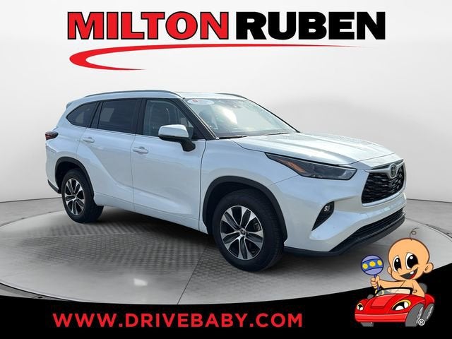 2025 Toyota Highlander LE