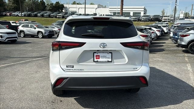 2025 Toyota Highlander LE