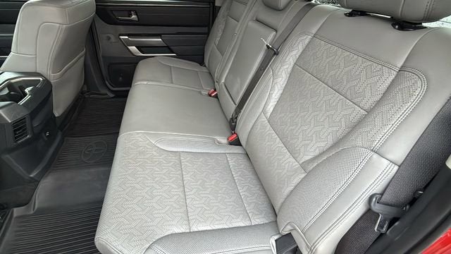 2022 Toyota Tundra 4WD SR5