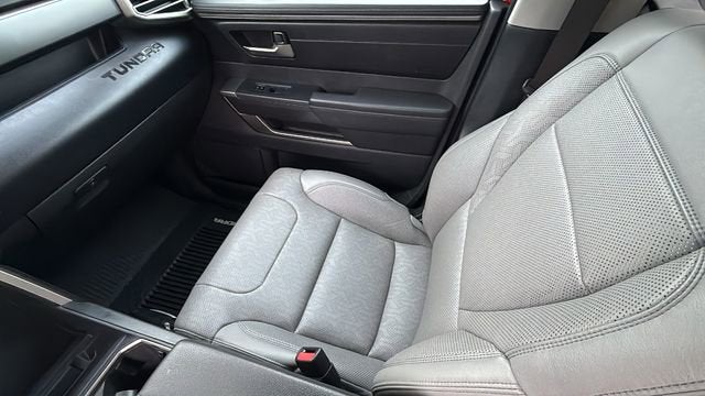 2022 Toyota Tundra 4WD SR5