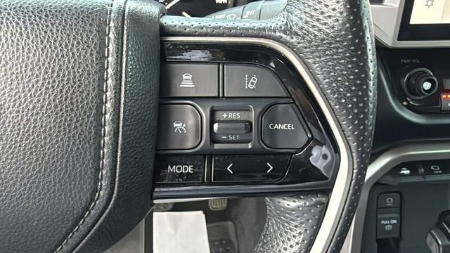2022 Toyota Tundra 4WD SR5