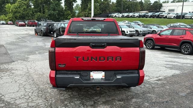 2022 Toyota Tundra 4WD SR5
