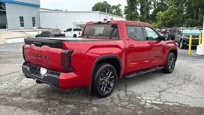 2022 Toyota Tundra 4WD SR5