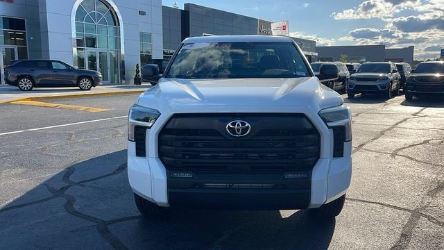 2024 Toyota Tundra 4WD SR5
