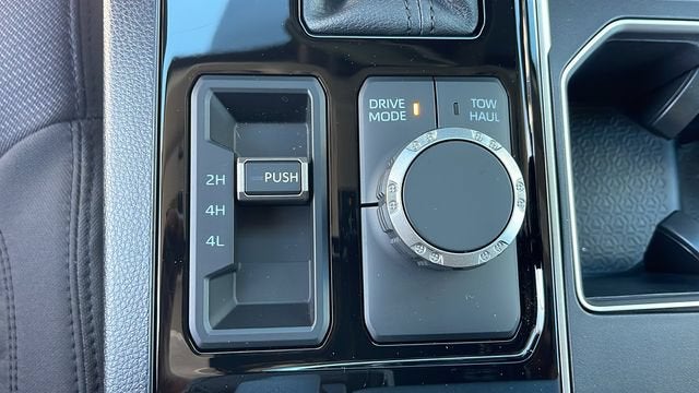 2024 Toyota Tundra 4WD SR5