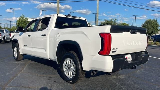 2024 Toyota Tundra 4WD SR5