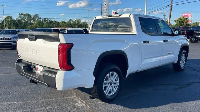 2024 Toyota Tundra 4WD SR5