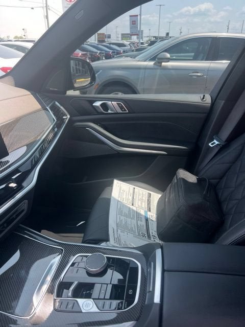 2024 BMW X5 M60i