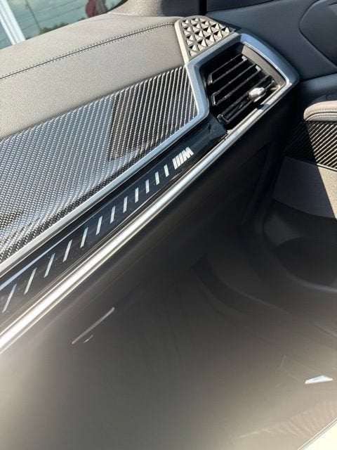 2024 BMW X5 M60i