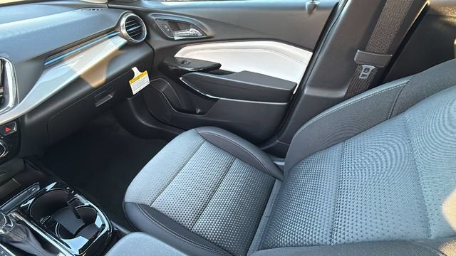 2026 Chevrolet Trax LT - Photo 13