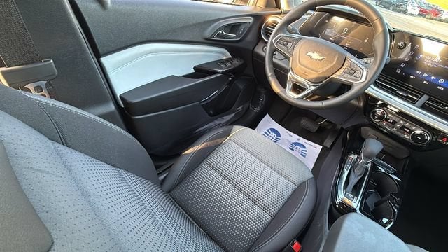 2026 Chevrolet Trax LT - Photo 14