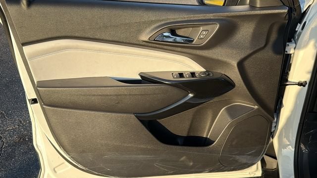 2026 Chevrolet Trax LT - Photo 15