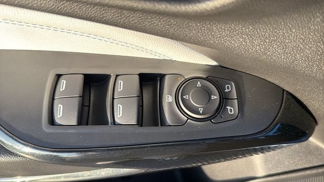 2026 Chevrolet Trax LT - Photo 16
