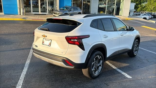 2026 Chevrolet Trax LT - Photo 7