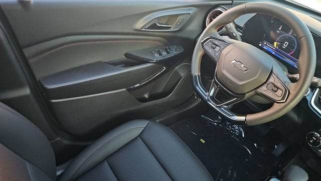 2026 Chevrolet Trax RS - Photo 14