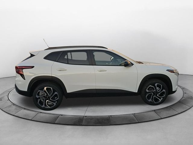 2026 Chevrolet Trax RS - Photo 8