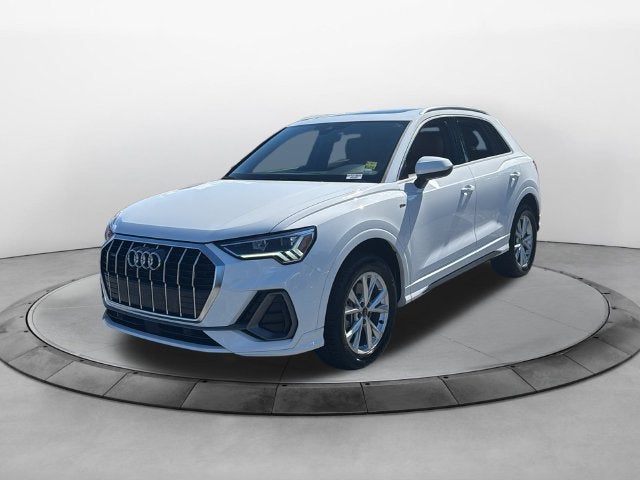2025 Audi Q3 S line Premium
